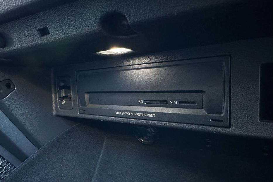 Продам Volkswagen Touareg R-line TDI 2021 года в Киеве