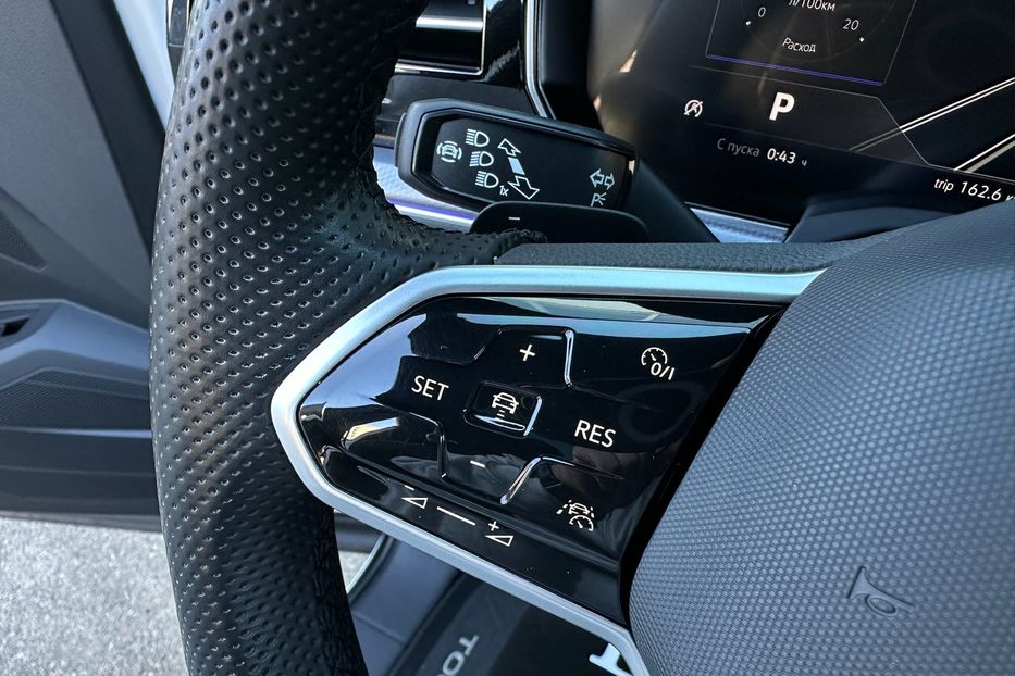 Продам Volkswagen Touareg R-line TDI 2021 года в Киеве