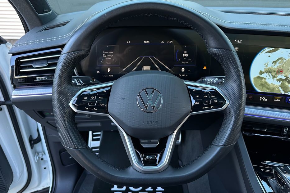 Продам Volkswagen Touareg R-line TDI 2021 года в Киеве