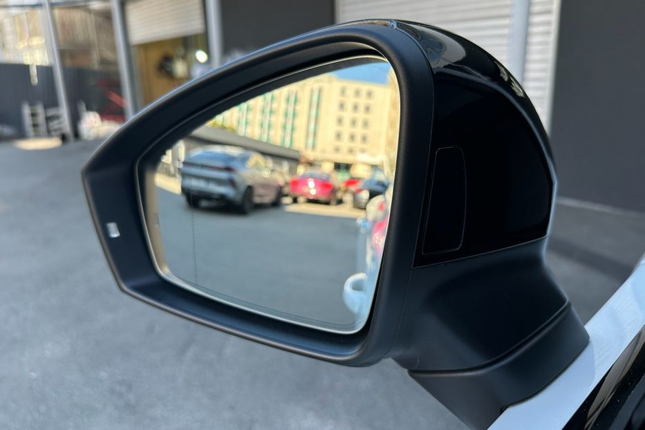 Продам Volkswagen Touareg R-line TDI 2021 года в Киеве