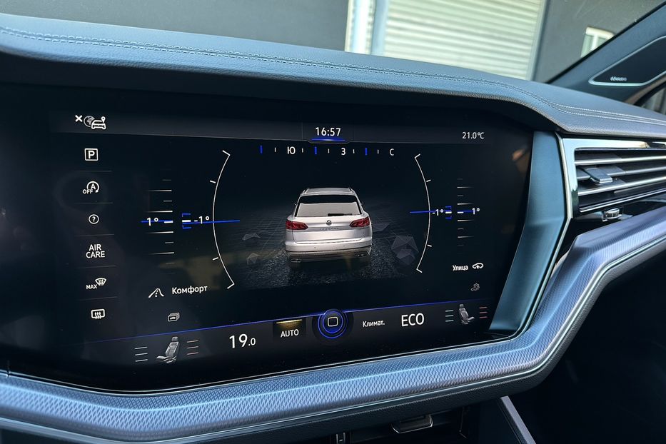 Продам Volkswagen Touareg R-line TDI 2021 года в Киеве