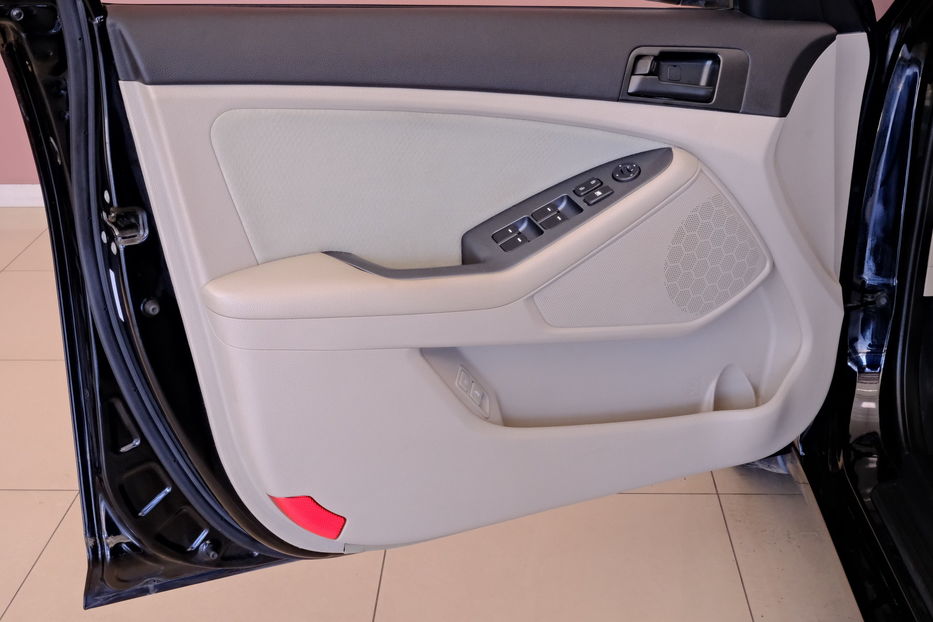 Продам Kia Optima 2012 года в Одессе