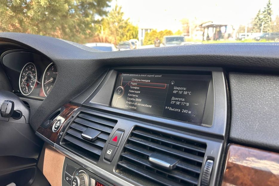 Продам BMW X5 2010 года в Черновцах
