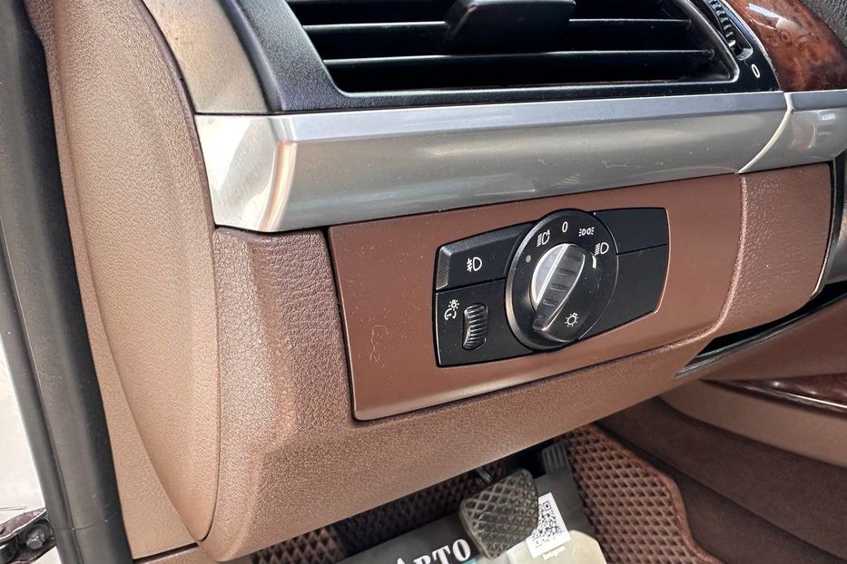 Продам BMW X5 2010 года в Черновцах