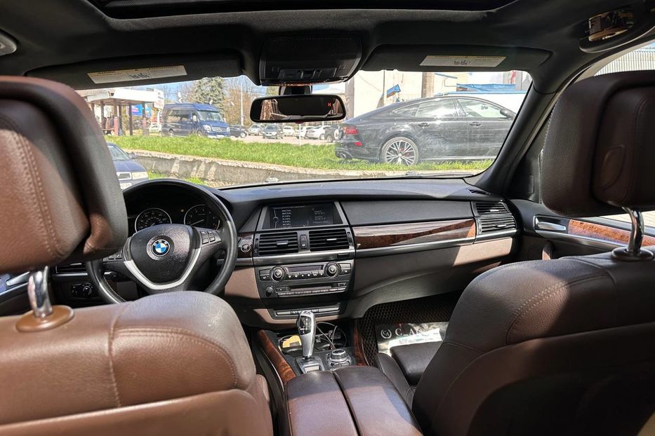 Продам BMW X5 2010 года в Черновцах