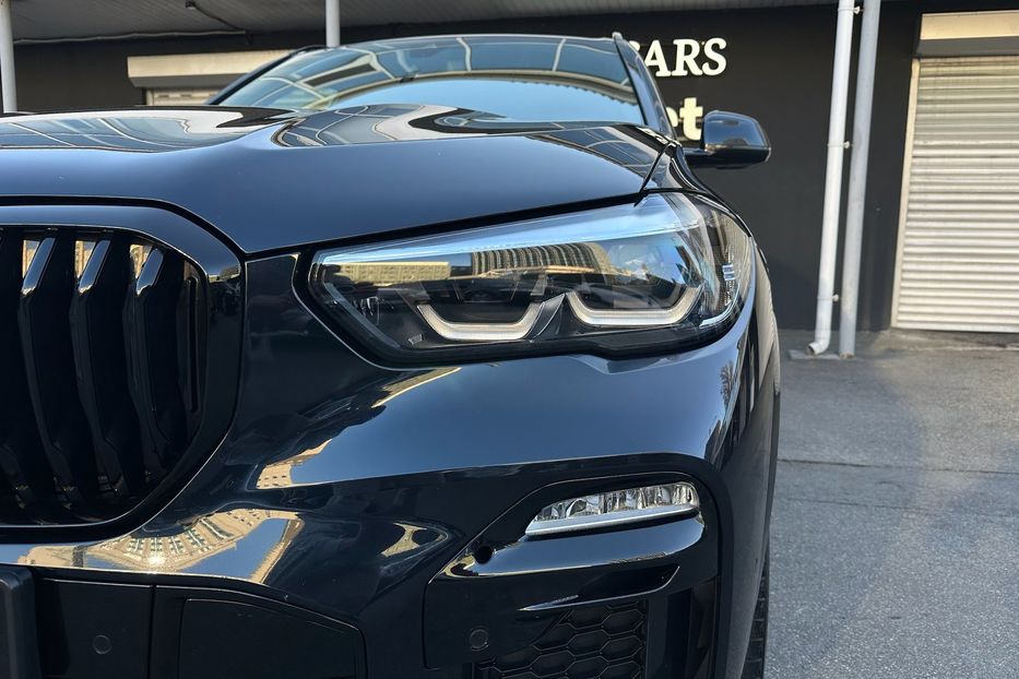 Продам BMW X5 30d M package  2021 года в Киеве