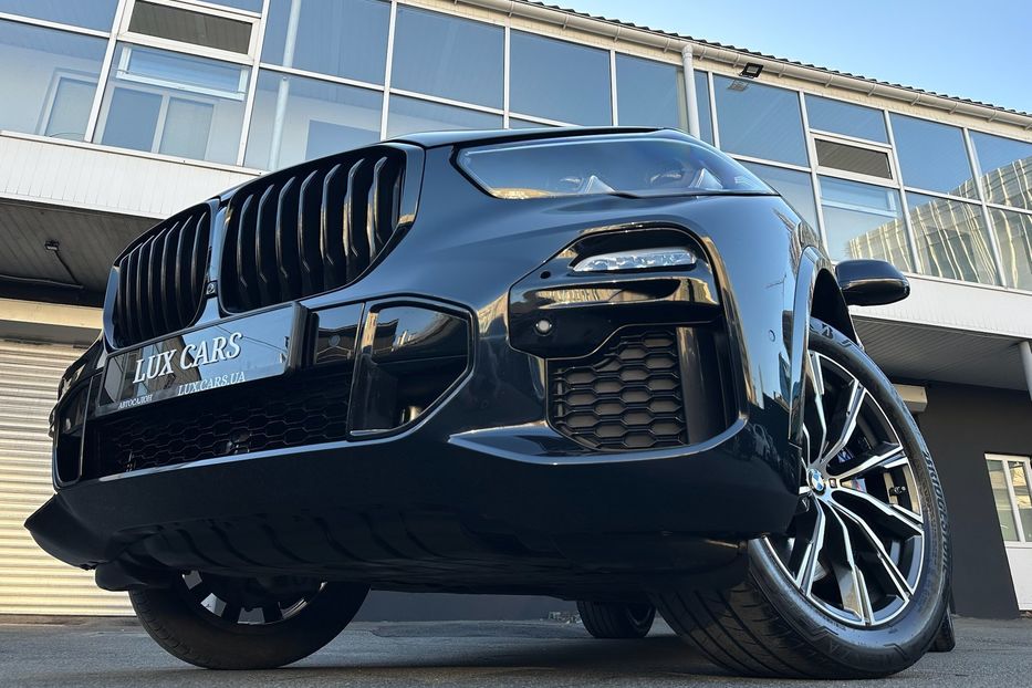 Продам BMW X5 30d M package  2021 года в Киеве