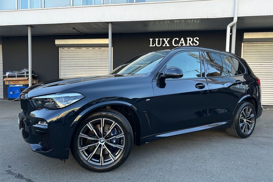 Продам BMW X5 30d M package  2021 года в Киеве