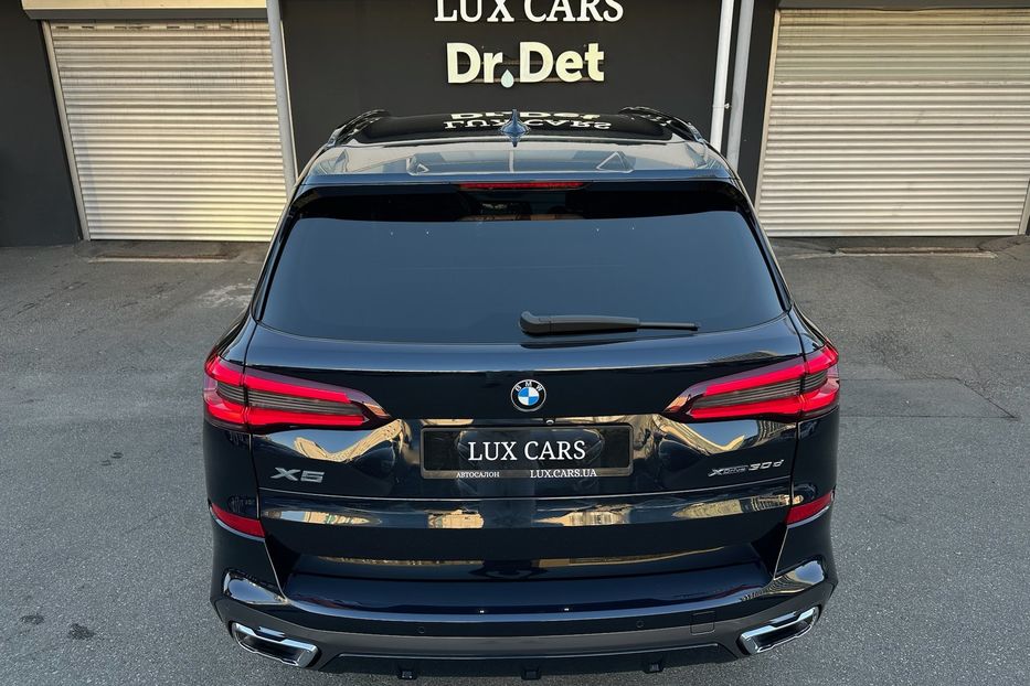 Продам BMW X5 30d M package  2021 года в Киеве