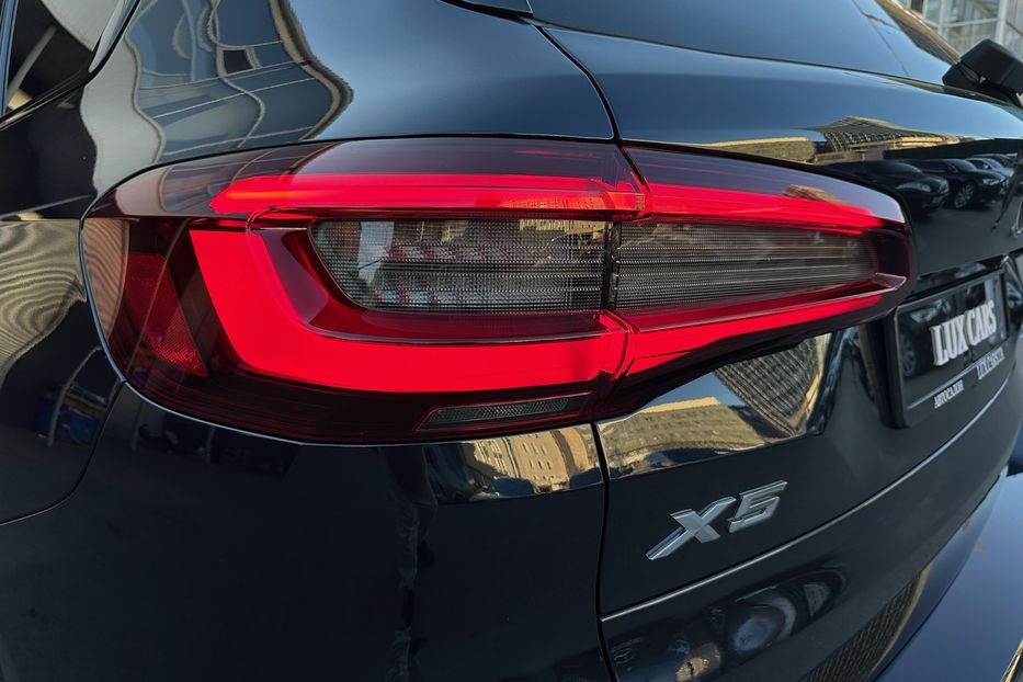 Продам BMW X5 30d M package  2021 года в Киеве