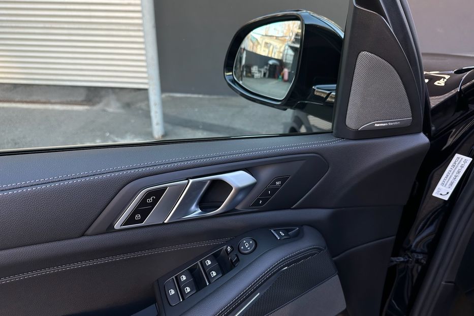 Продам BMW X5 30d M package  2021 года в Киеве