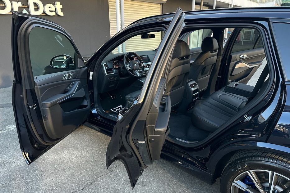 Продам BMW X5 30d M package  2021 года в Киеве