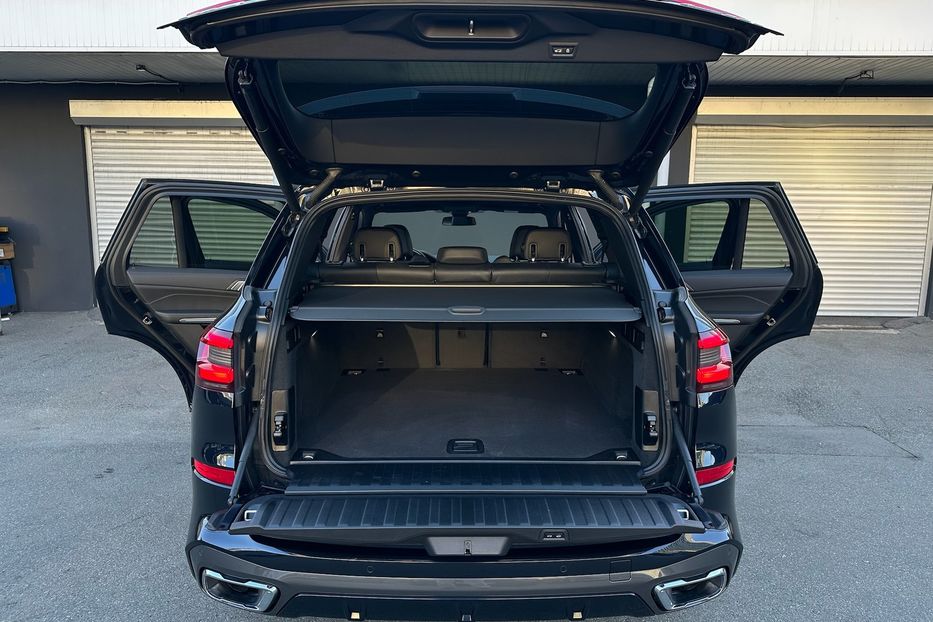 Продам BMW X5 30d M package  2021 года в Киеве