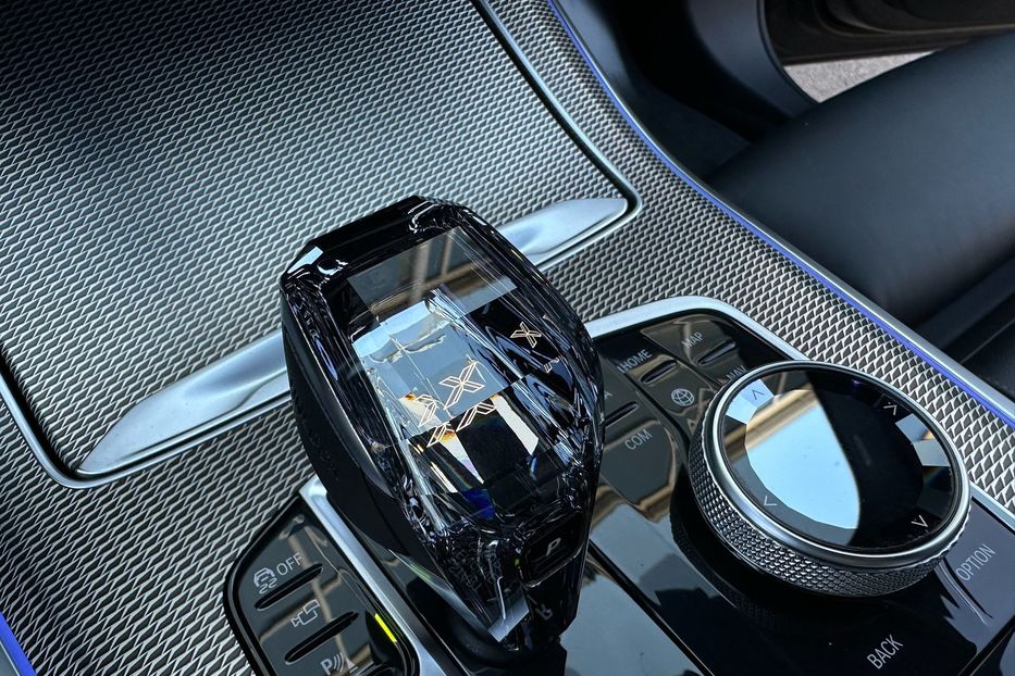 Продам BMW X5 30d M package  2021 года в Киеве