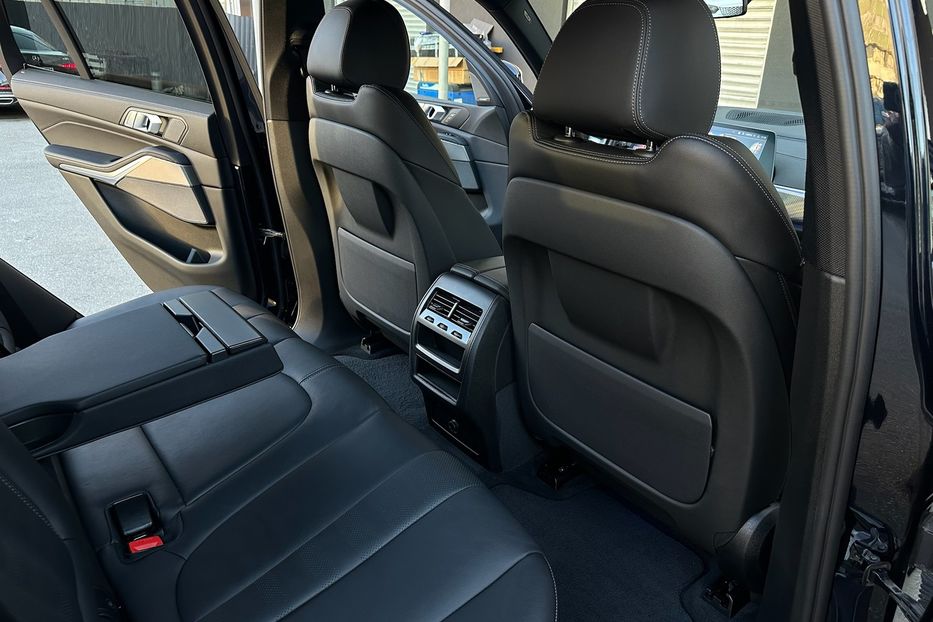 Продам BMW X5 30d M package  2021 года в Киеве