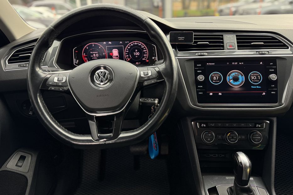 Продам Volkswagen Tiguan (COMIS) 4MOTION  2019 года в г. Умань, Черкасская область