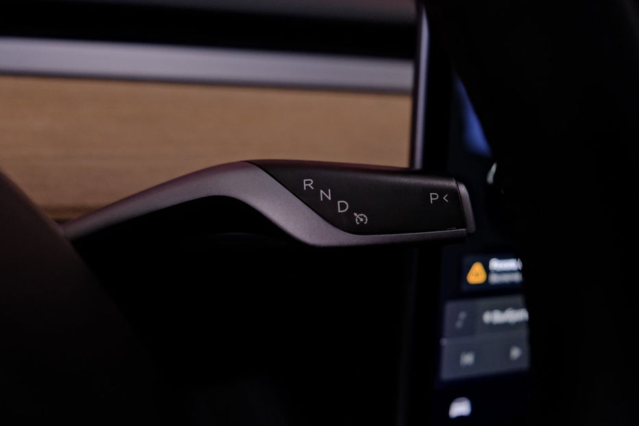 Продам Tesla Model 3 55kWt 2021 года в Одессе