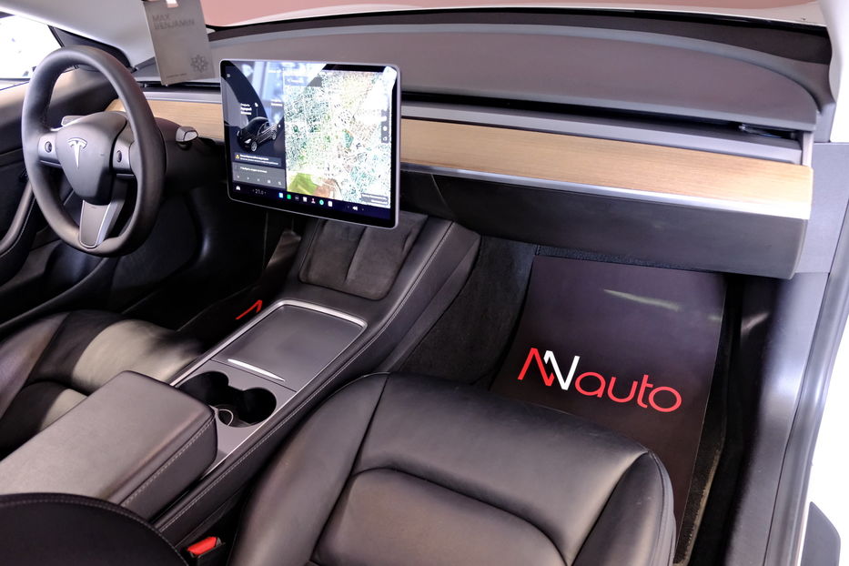 Продам Tesla Model 3 55kWt 2021 года в Одессе