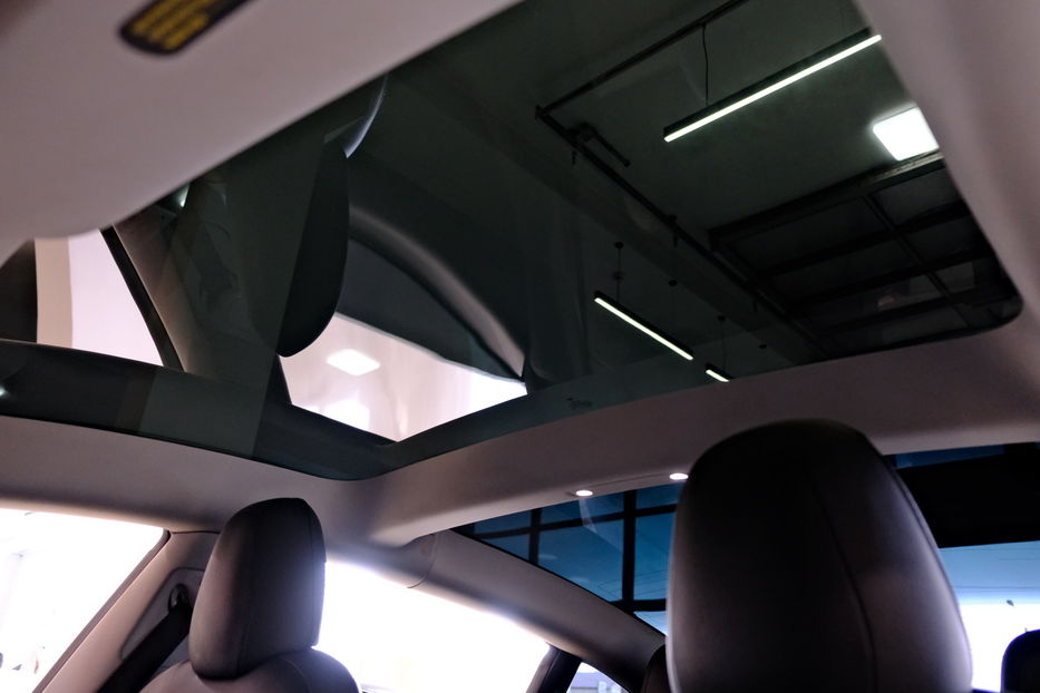 Продам Tesla Model 3 55kWt 2021 года в Одессе