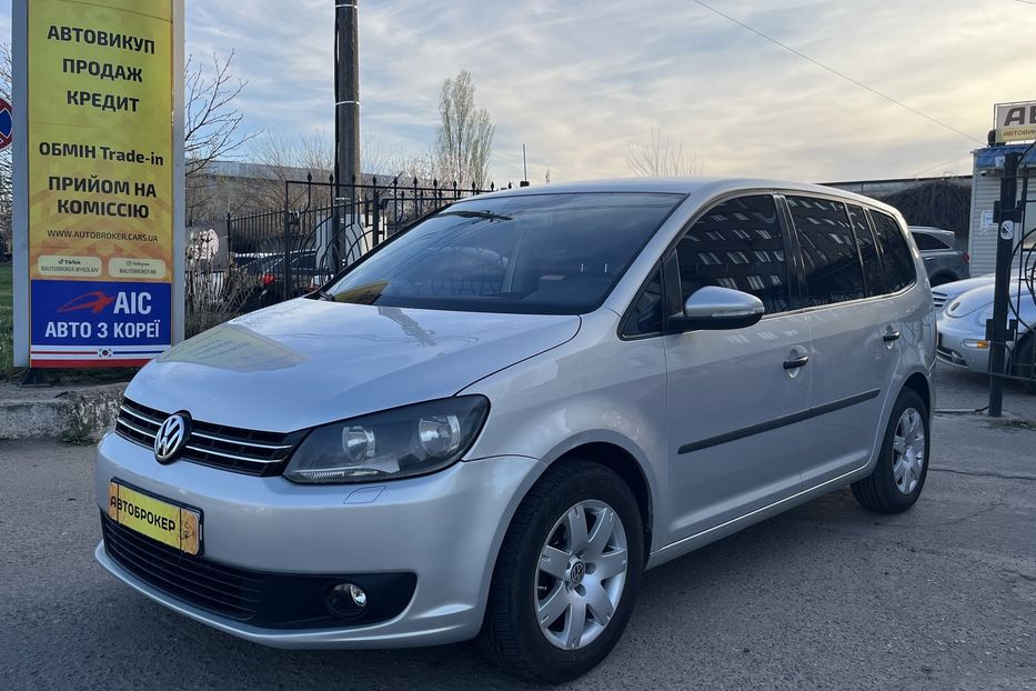 Продам Volkswagen Touran Офіційний 2011 года в Николаеве