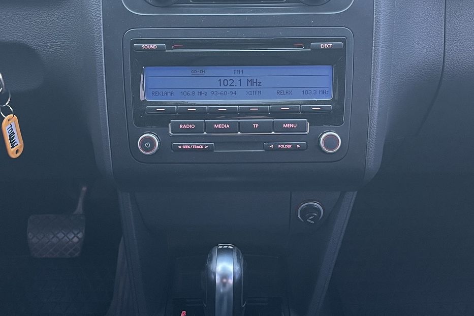 Продам Volkswagen Touran Офіційний 2011 года в Николаеве