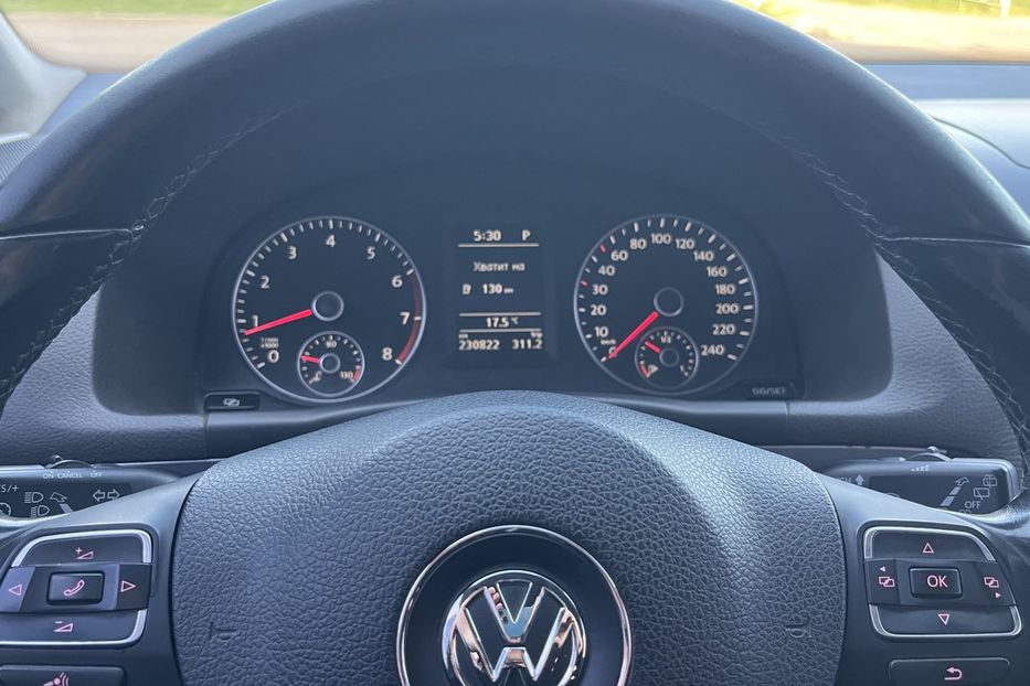 Продам Volkswagen Touran Офіційний 2011 года в Николаеве