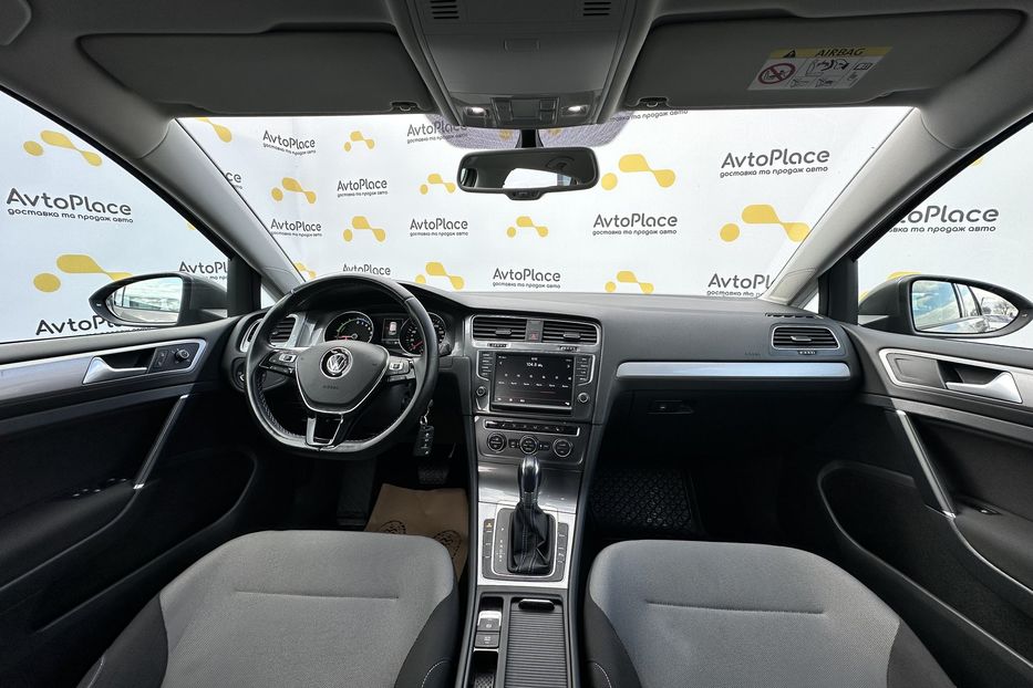 Продам Volkswagen e-Golf 2015 года в Луцке