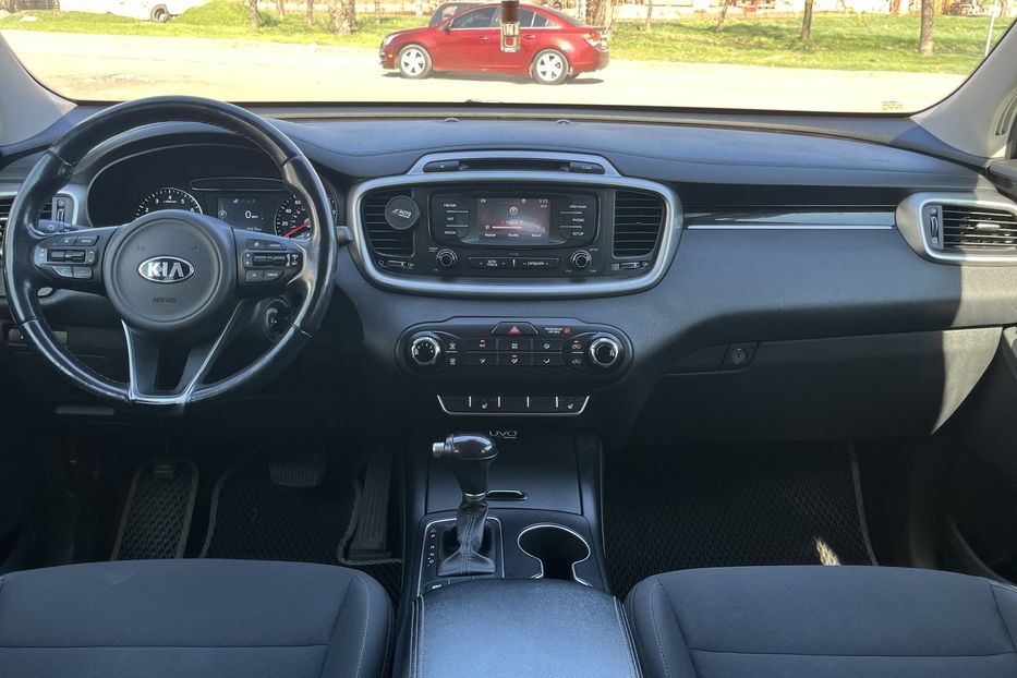 Продам Kia Sorento LX 2016 года в Николаеве