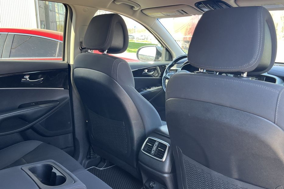 Продам Kia Sorento LX 2016 года в Николаеве