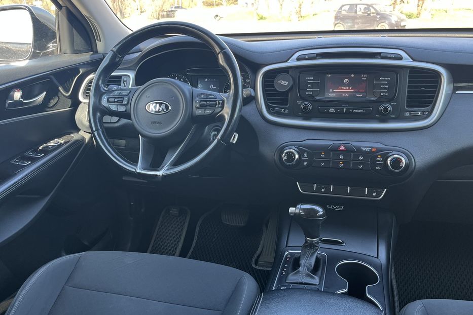 Продам Kia Sorento LX 2016 года в Николаеве