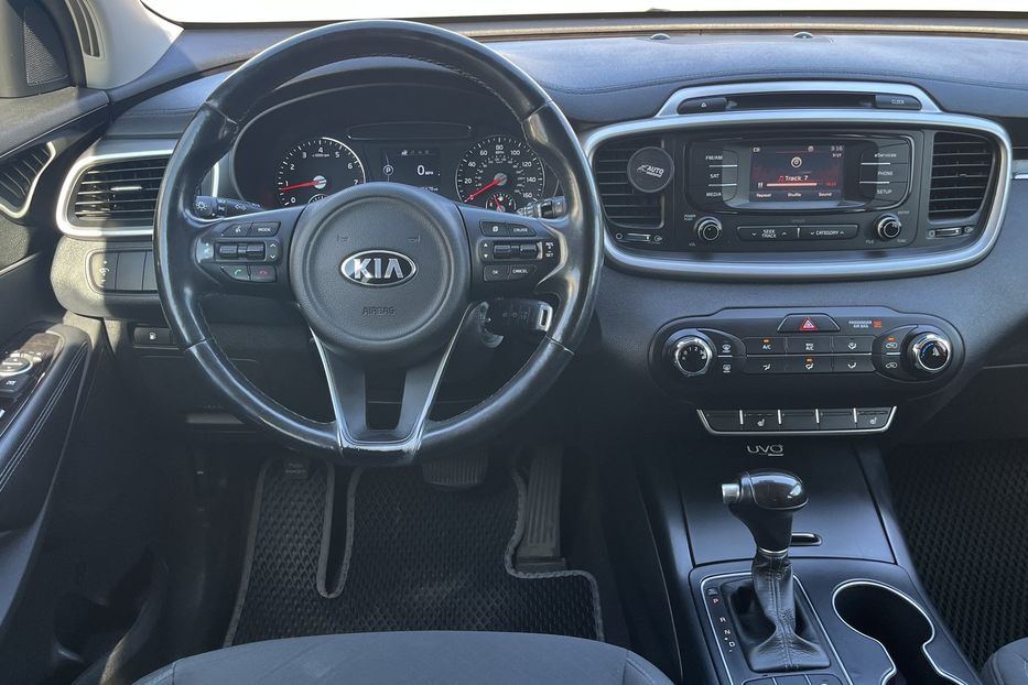 Продам Kia Sorento LX 2016 года в Николаеве