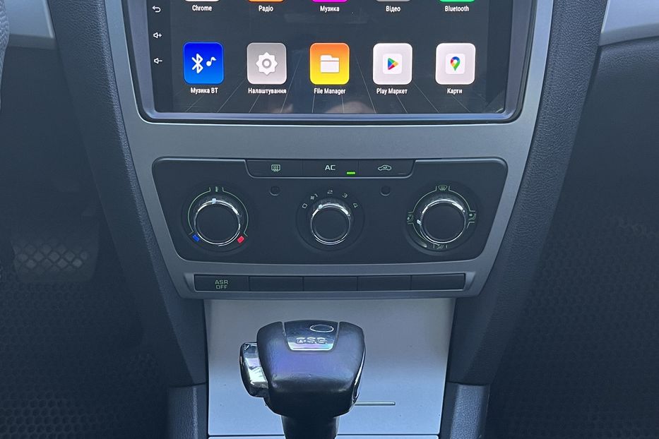 Продам Skoda Octavia A5 Офіційна 2010 года в Николаеве