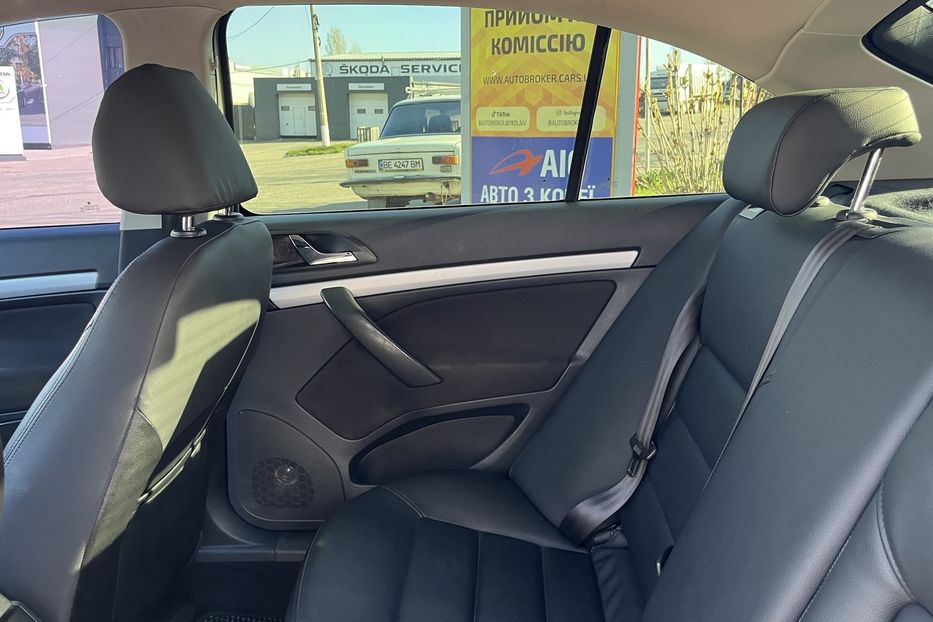 Продам Skoda Octavia A5 Офіційна 2010 года в Николаеве