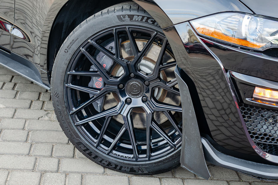 Продам Ford Mustang GT V8 5.0 2018 года в Киеве