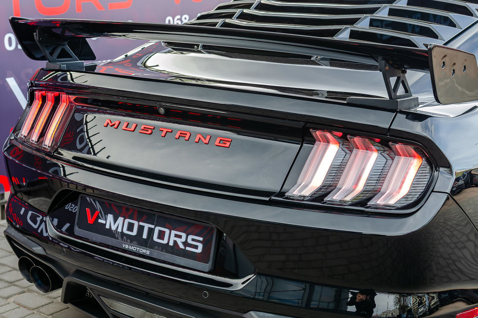 Продам Ford Mustang GT V8 5.0 2018 года в Киеве