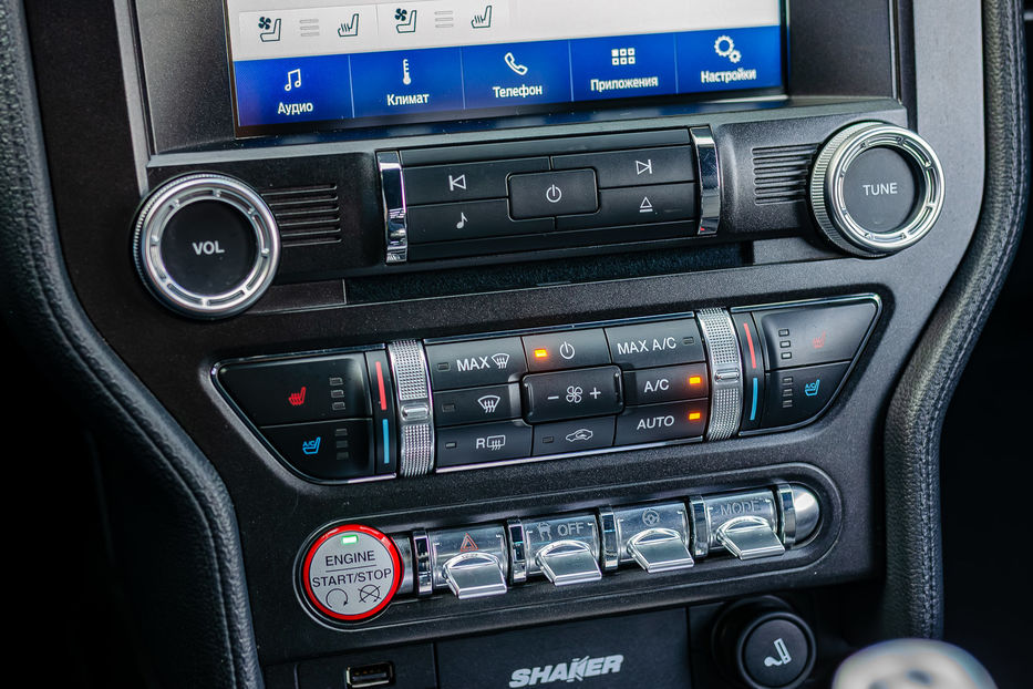 Продам Ford Mustang GT V8 5.0 2018 года в Киеве