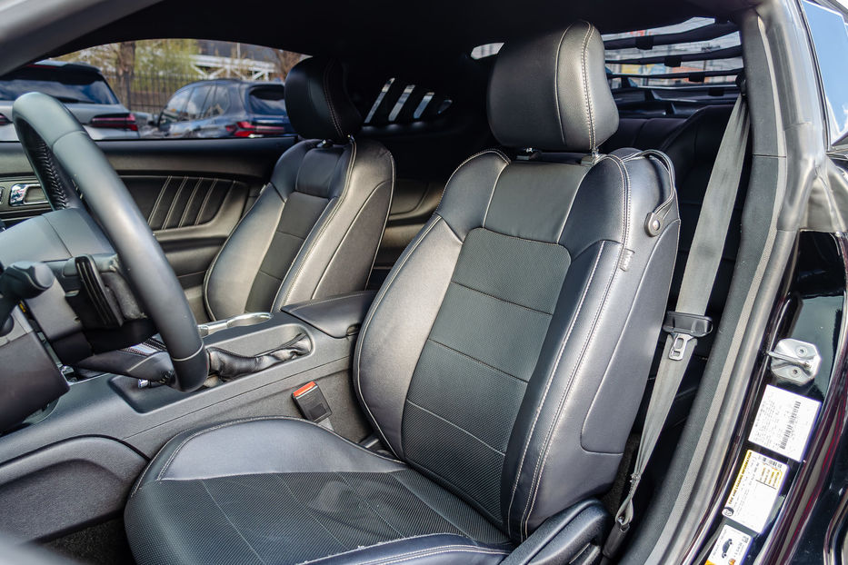 Продам Ford Mustang GT V8 5.0 2018 года в Киеве