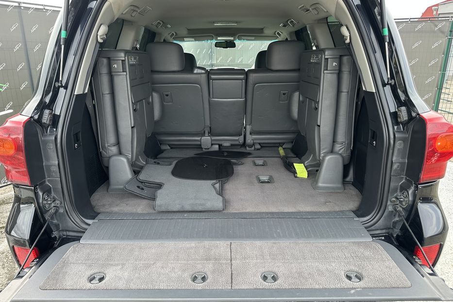 Продам Toyota Land Cruiser 200 Diesel 2008 года в Киеве