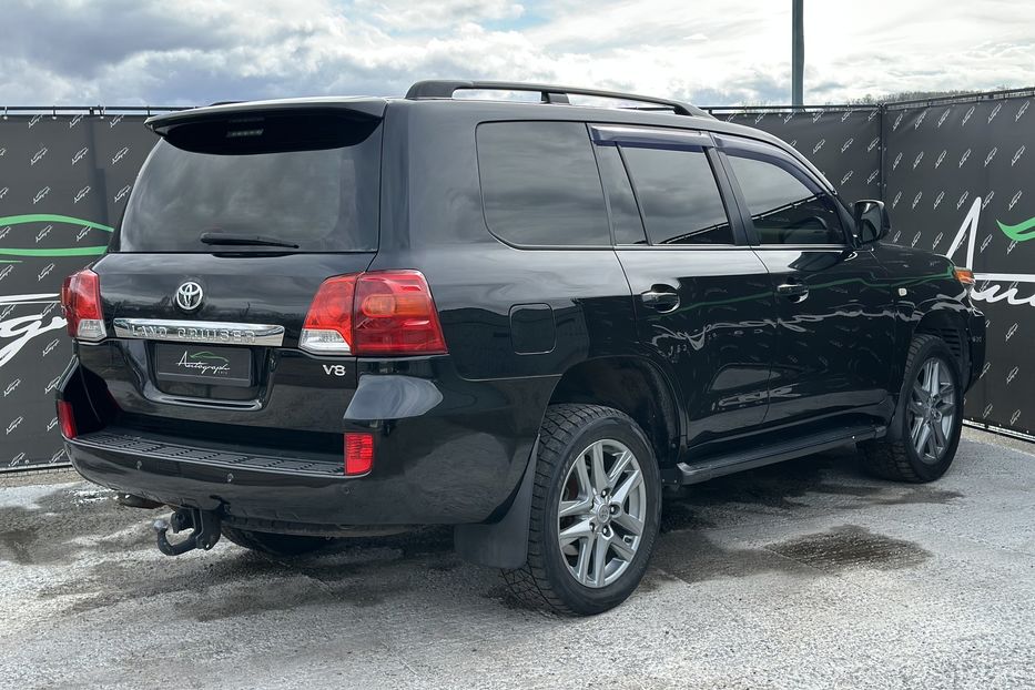 Продам Toyota Land Cruiser 200 Diesel 2008 года в Киеве