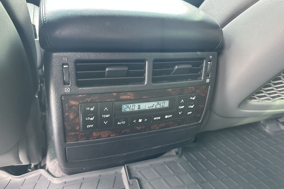 Продам Toyota Land Cruiser 200 Diesel 2008 года в Киеве