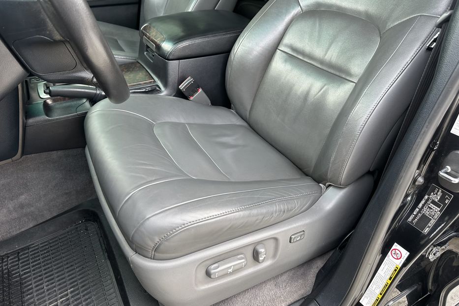 Продам Toyota Land Cruiser 200 Diesel 2008 года в Киеве