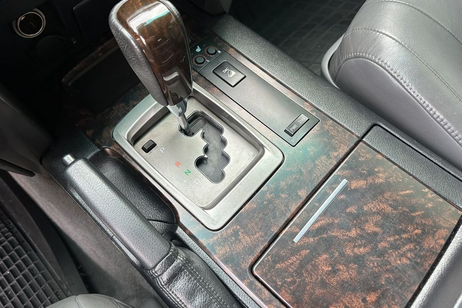 Продам Toyota Land Cruiser 200 Diesel 2008 года в Киеве