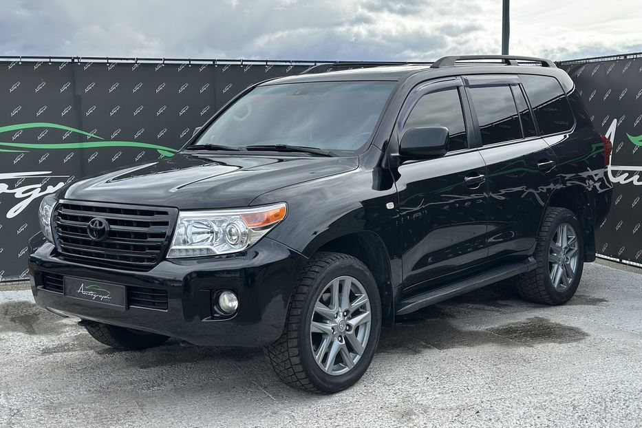 Продам Toyota Land Cruiser 200 Diesel 2008 года в Киеве