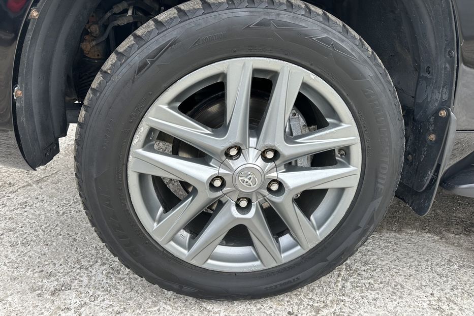 Продам Toyota Land Cruiser 200 Diesel 2008 года в Киеве