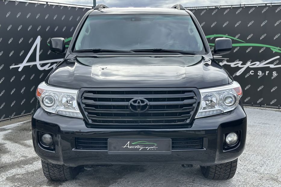 Продам Toyota Land Cruiser 200 Diesel 2008 года в Киеве