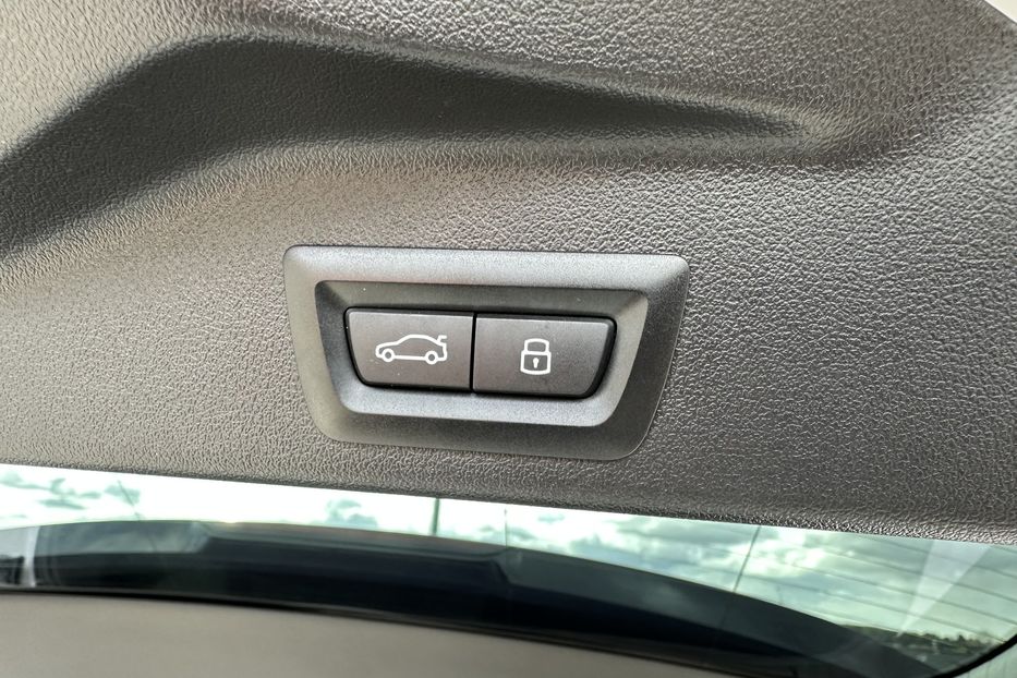 Продам BMW X5 M60I Xdrive 2023 года в Киеве