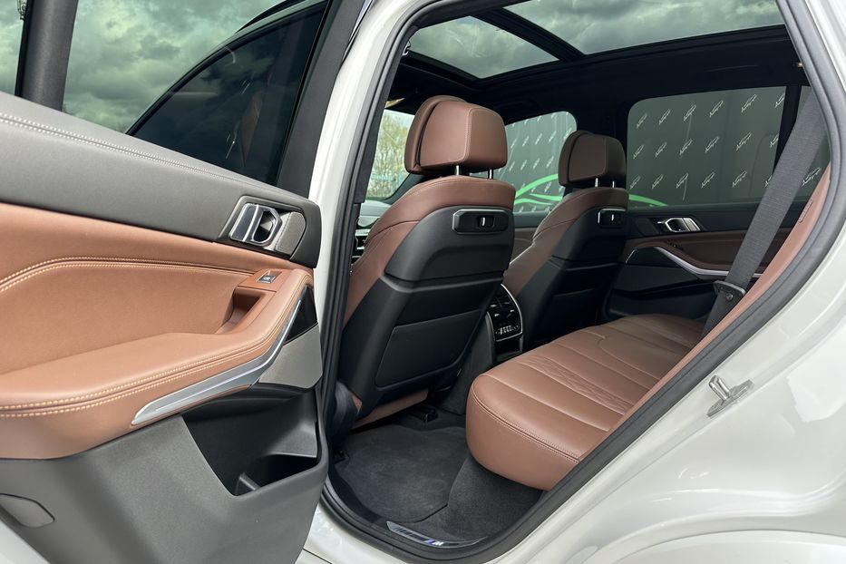 Продам BMW X5 M60I Xdrive 2023 года в Киеве