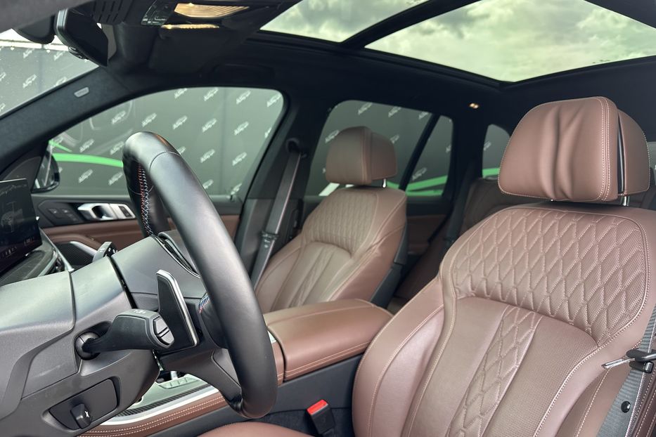 Продам BMW X5 M60I Xdrive 2023 года в Киеве