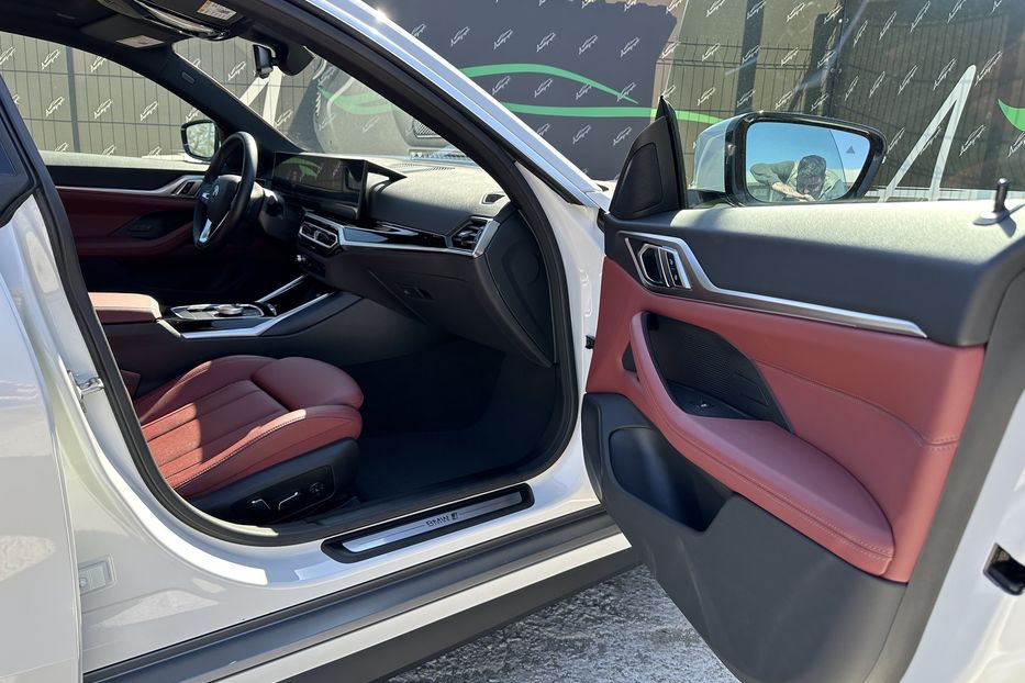 Продам BMW iX I40 Xdrive 2024 года в Киеве