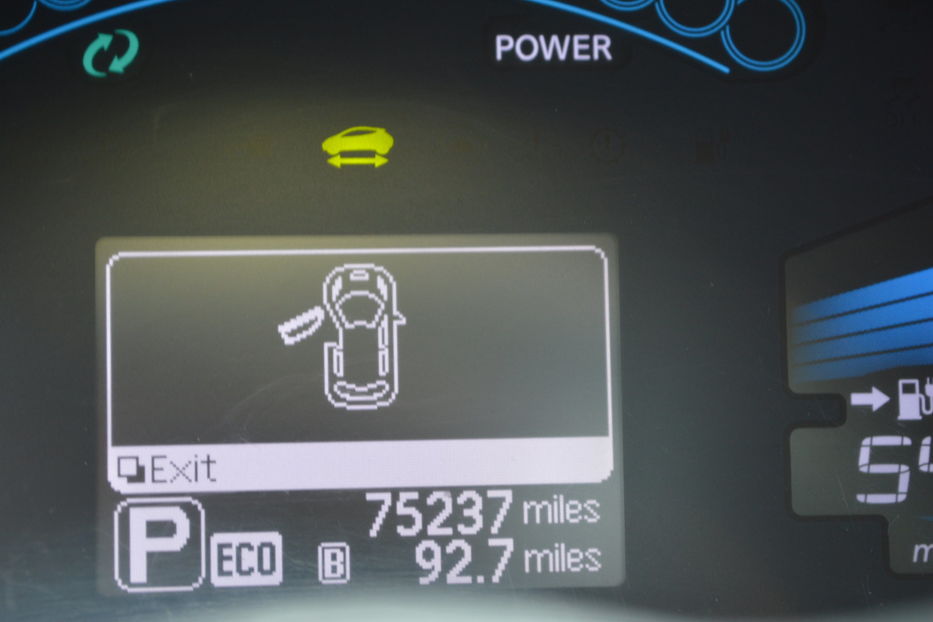 Продам Nissan Leaf +Webasto 2014 года в Одессе